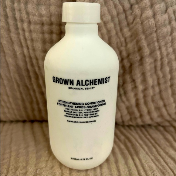Grown Alchemist Strengthening Conditioner - Picture 1 of 2